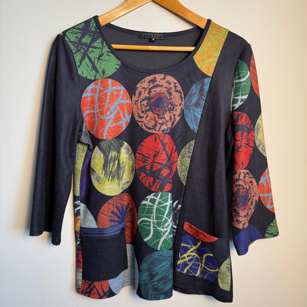 Funsport Womens Graphic Art‎ Top 3/4 Sleeve Zipper Pocket Medium Novelty Sporty